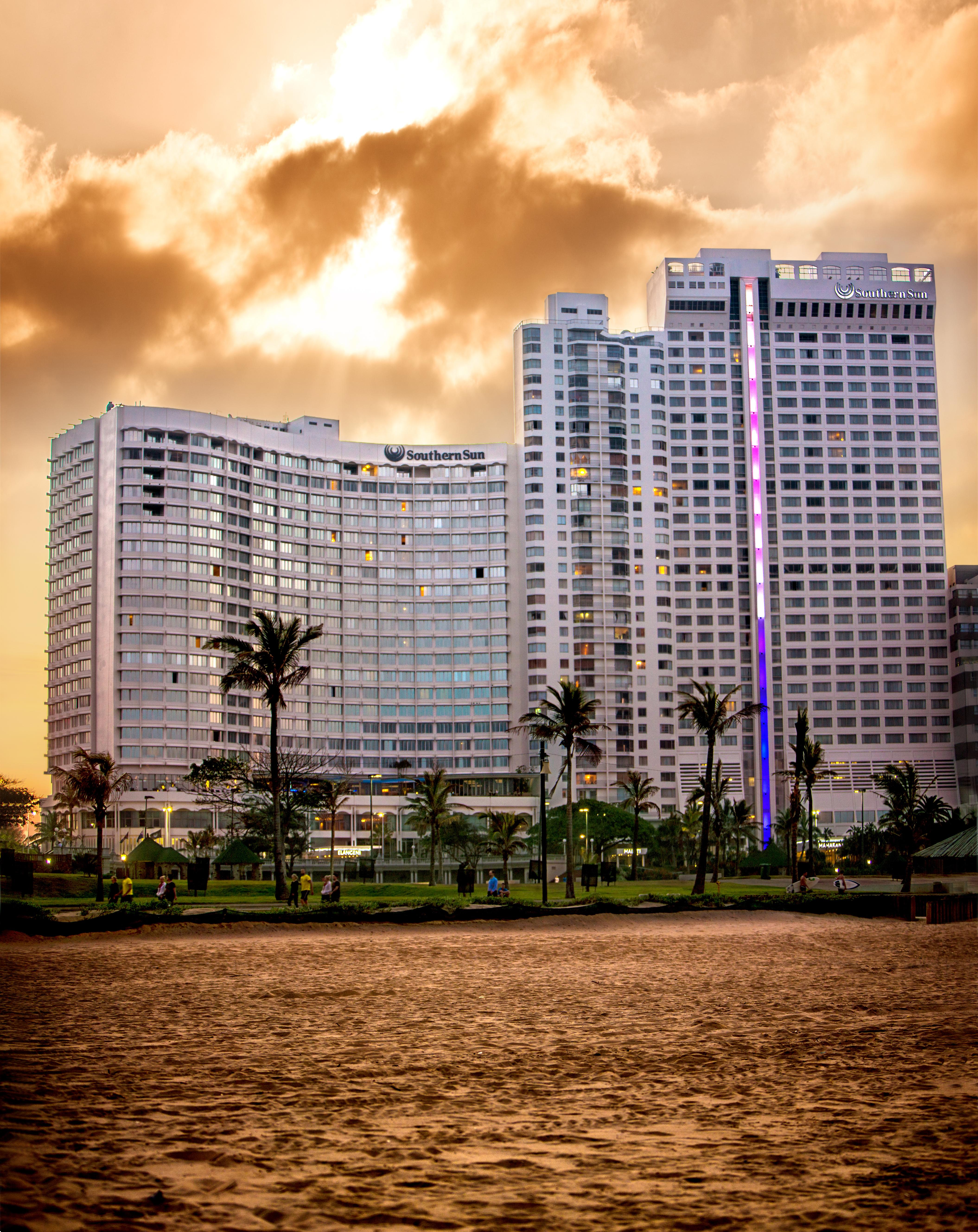 Southern Sun Elangeni & Maharani Durban Esterno foto