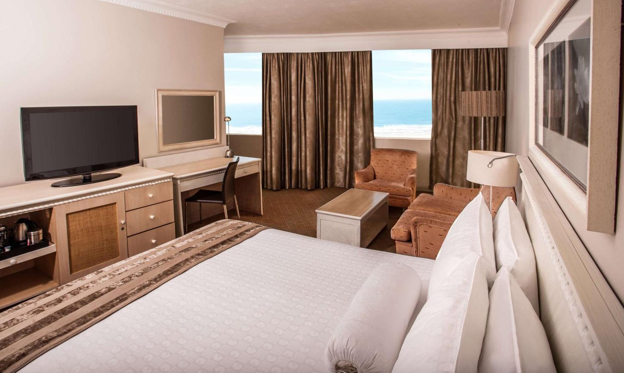 Southern Sun Elangeni & Maharani Durban Esterno foto